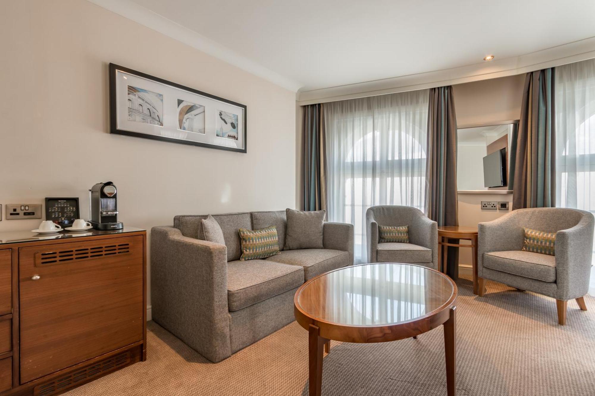 Thistle London Piccadilly Экстерьер фото