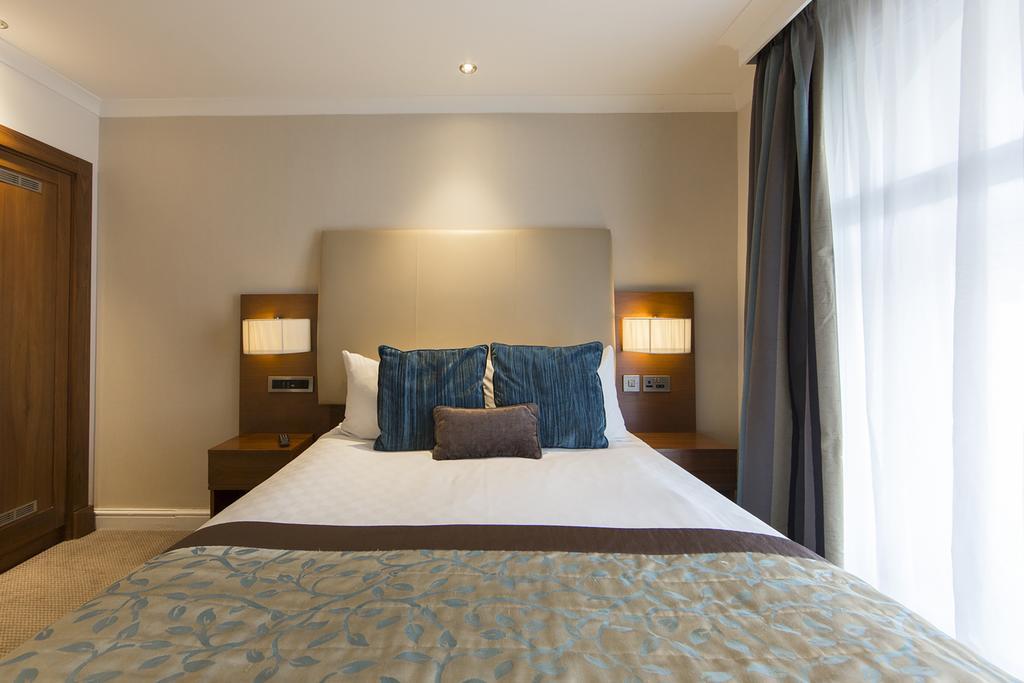 Thistle London Piccadilly Экстерьер фото