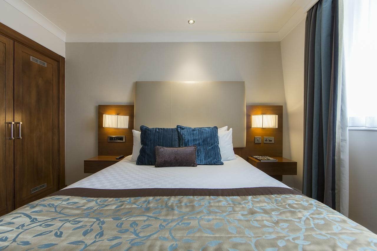 Thistle London Piccadilly Экстерьер фото